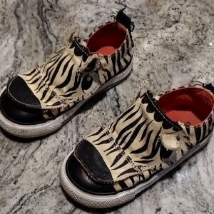 Toddler Size 7c Zebra Print Converse